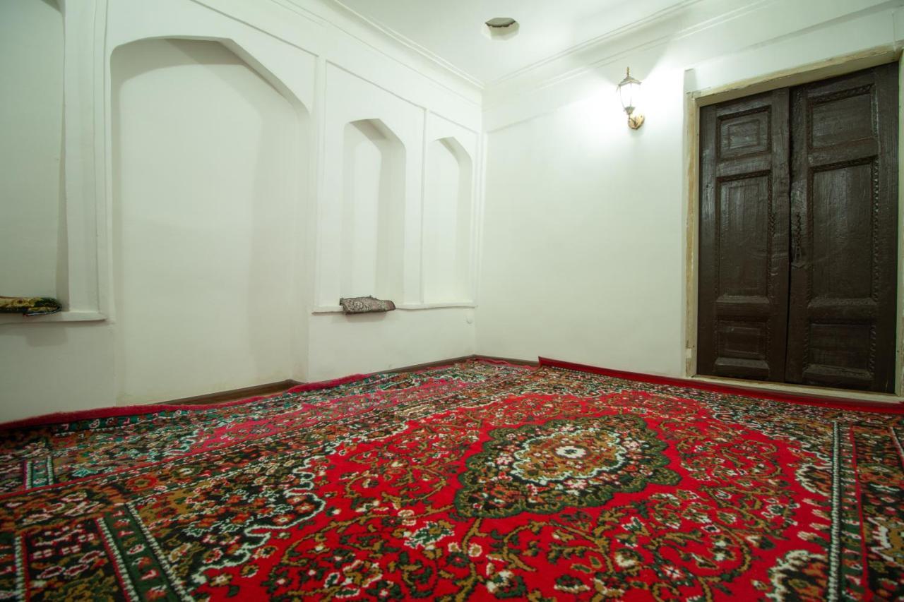 Hotel Bukhara Zaringiz Extérieur photo